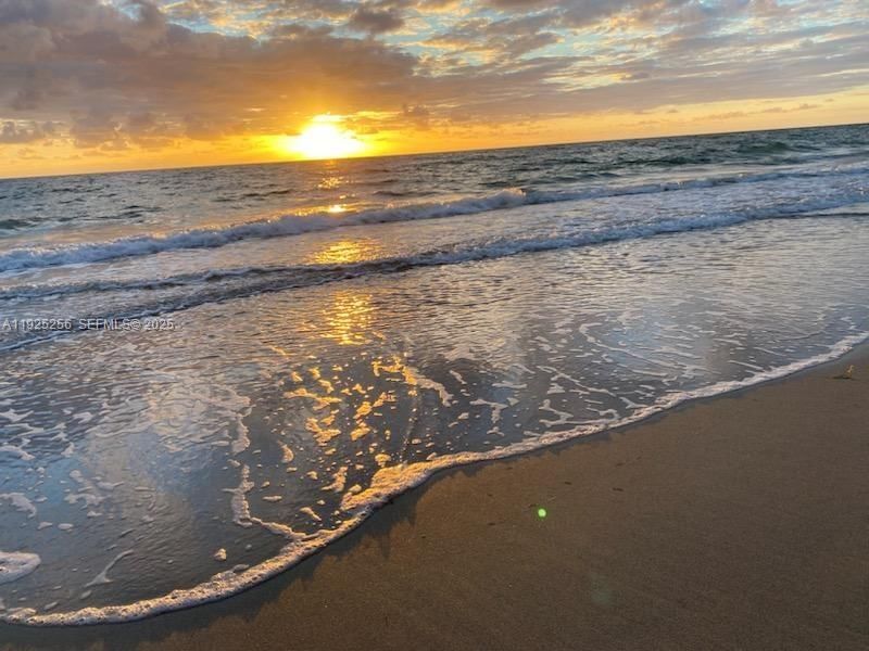 Real estate property located at 3180 Ocean Dr #307, Broward, Parker Dorado Condo, Hallandale Beach, FL