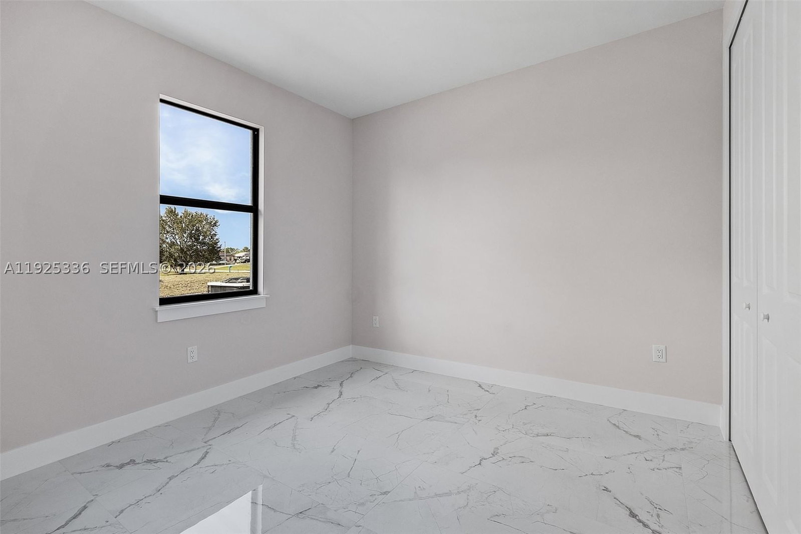 Real estate property located at 3260 60th AVE NE, Collier, Golden Gate Estate, Naples, FL