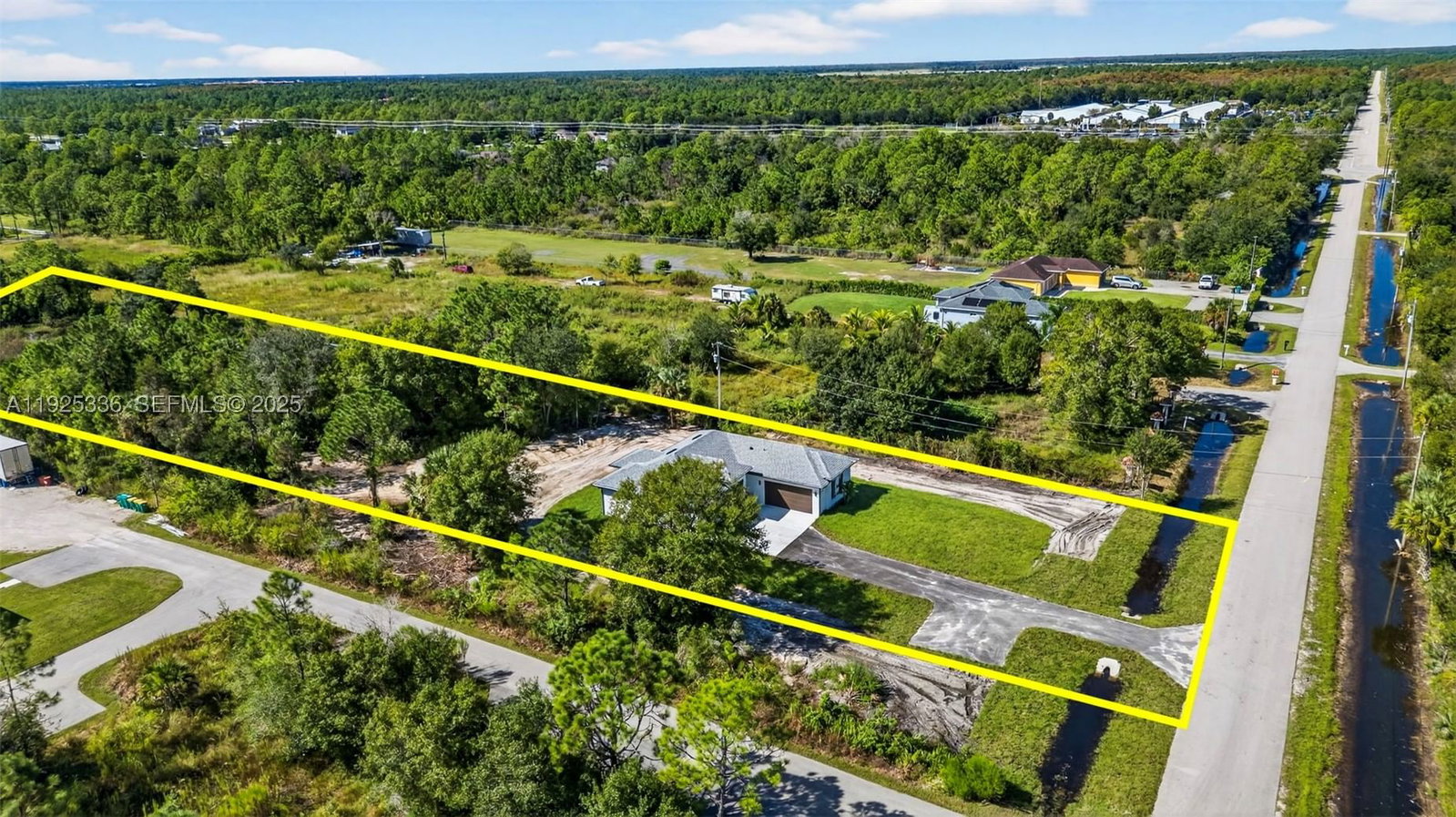 Real estate property located at 3260 60th AVE NE, Collier, Golden Gate Estate, Naples, FL