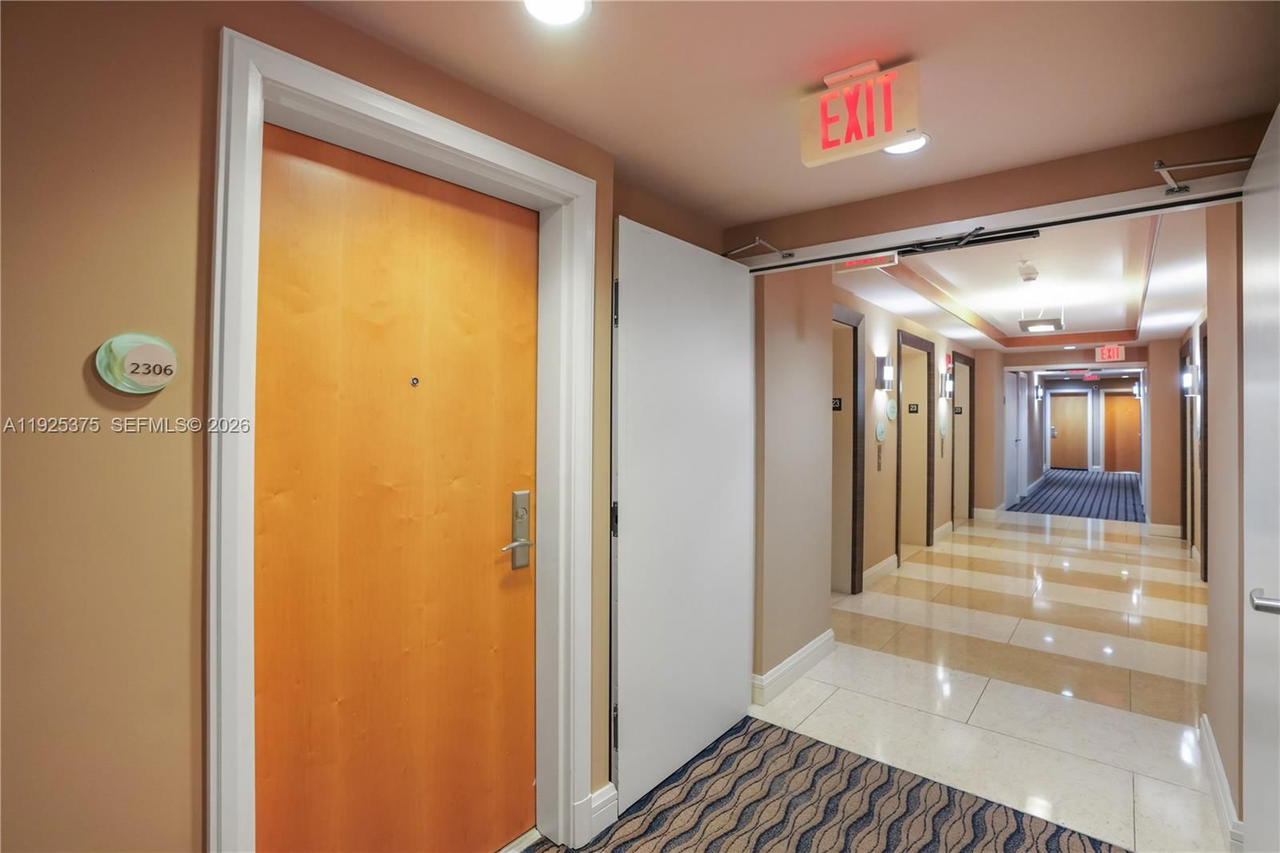 Real estate property located at 244 Biscayne Blvd #2306, Miami-dade, Vizcayne North Condo, Miami, FL