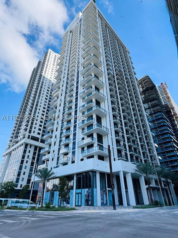 Real estate property located at 11 6th #2813, Miami-dade, Crosby Miami World Center, Miami, FL