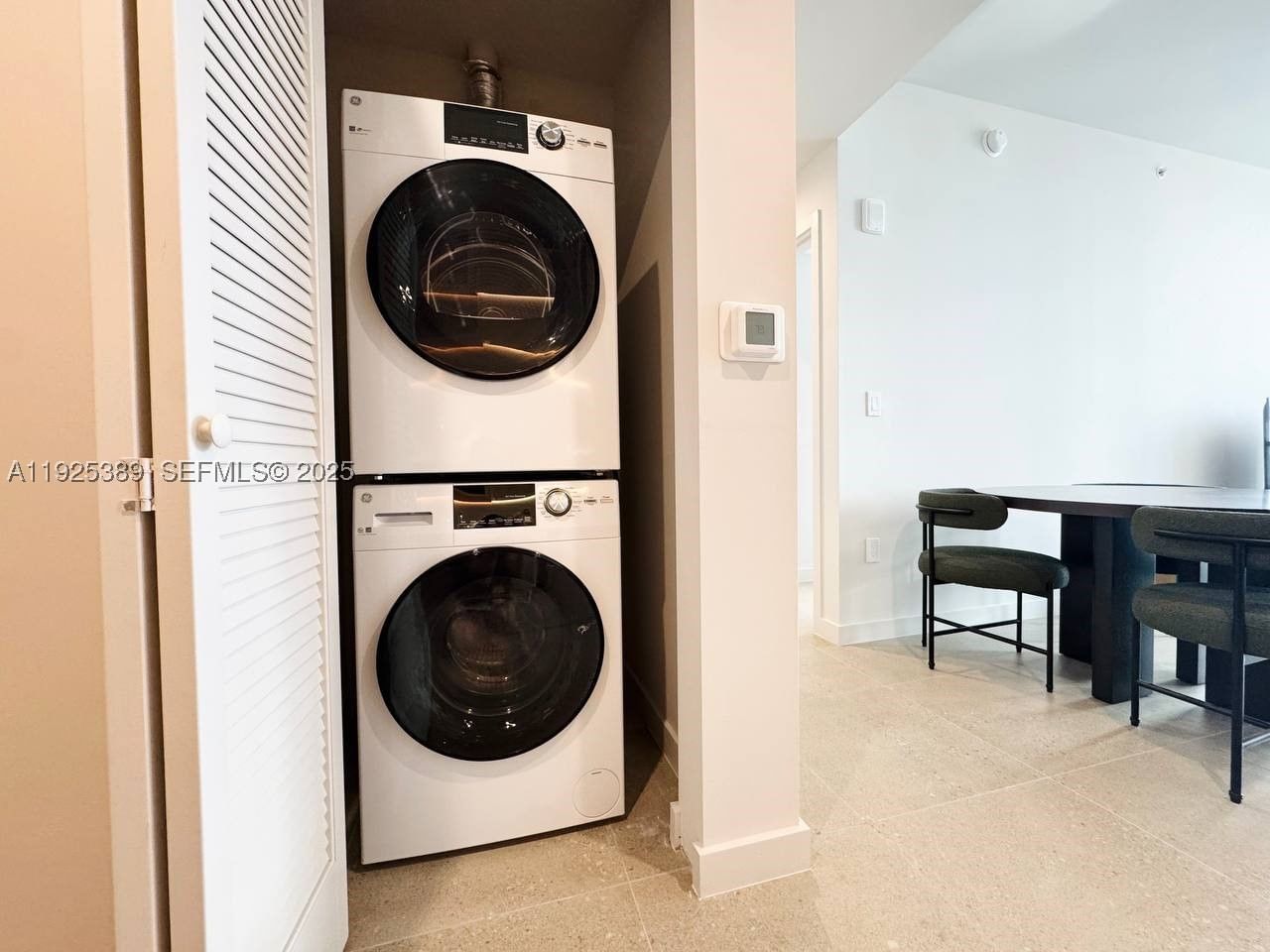 Real estate property located at 11 6th #2813, Miami-dade, Crosby Miami World Center, Miami, FL