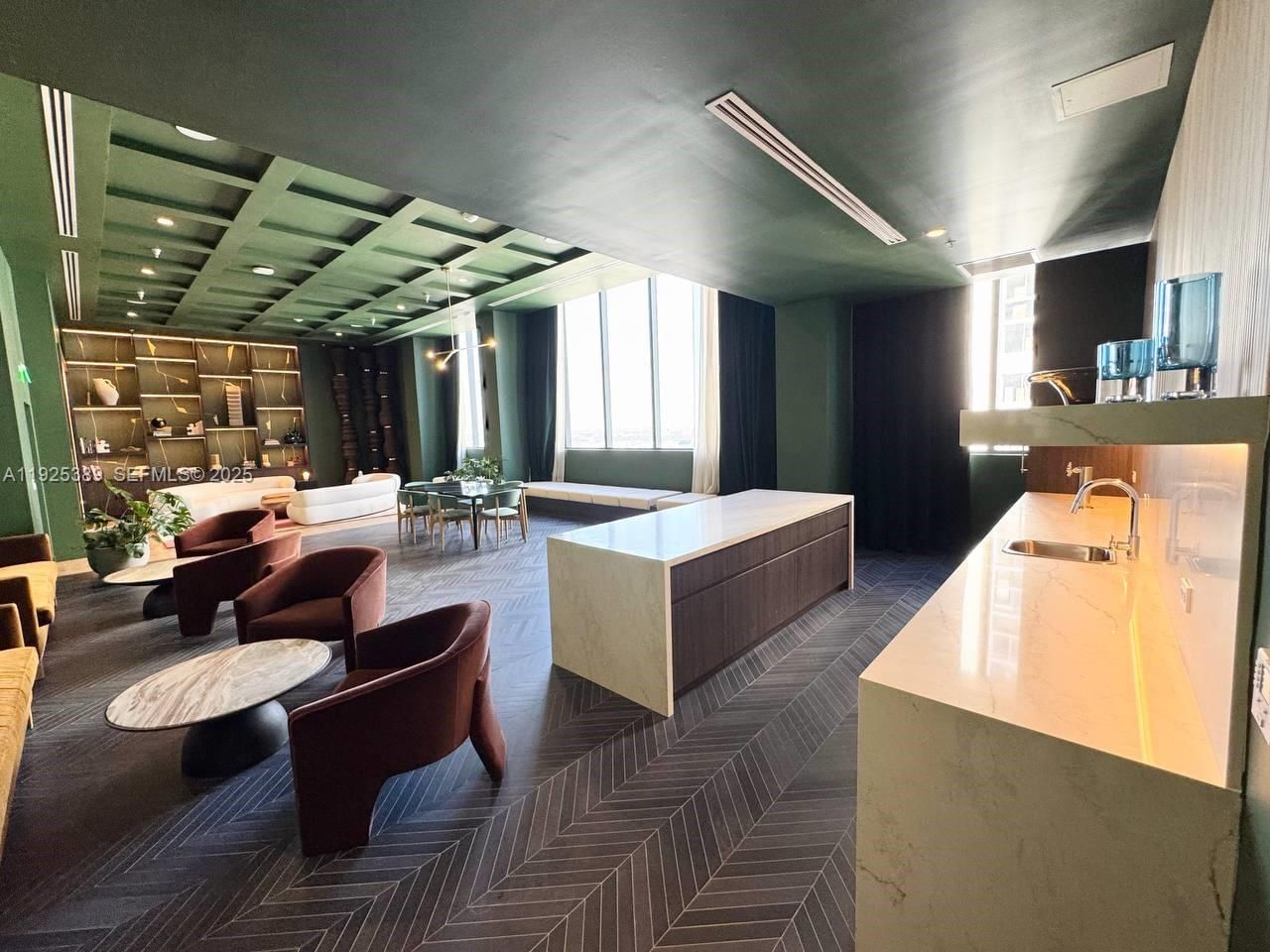 Real estate property located at 11 6th #2813, Miami-dade, Crosby Miami World Center, Miami, FL