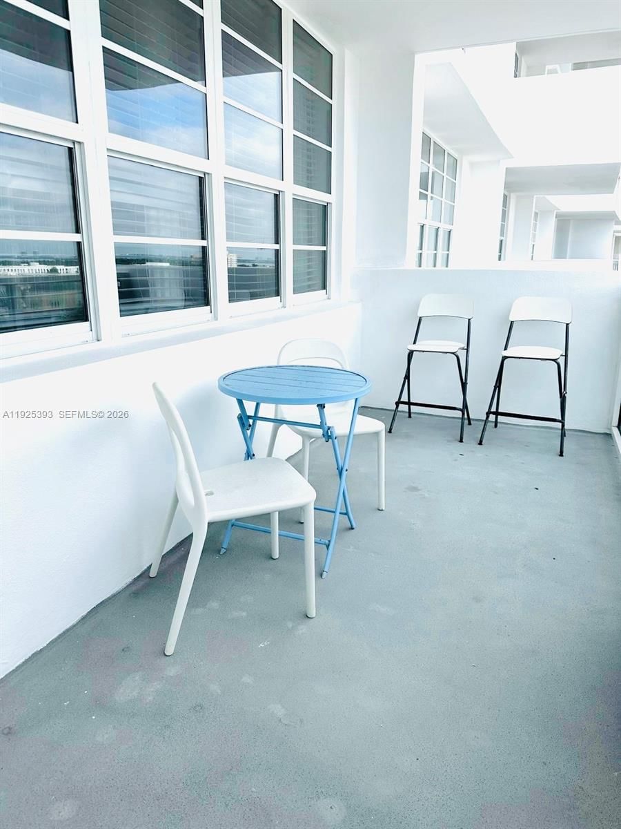 Real estate property located at 100 Lincoln Rd #1427, Miami-dade, The Decoplage Condo, Miami Beach, FL