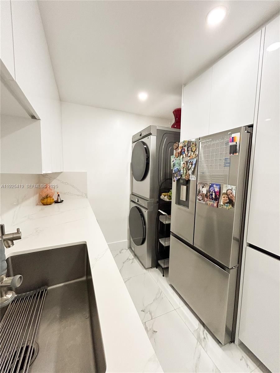Real estate property located at 10795 108th Ave #307, Miami-dade, Palm Cove Condo, Miami, FL