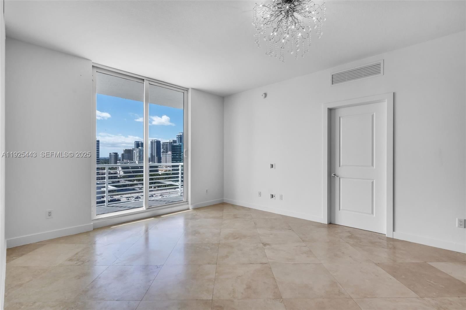 Real estate property located at 315 3rd Ave #1805, Broward, Strada 315 Condo, Fort Lauderdale, FL