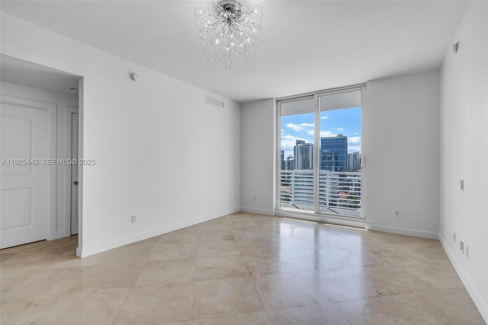 Real estate property located at 315 3rd Ave #1805, Broward, Strada 315 Condo, Fort Lauderdale, FL