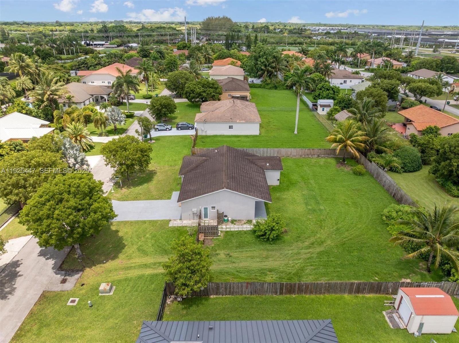 Real estate property located at 13225 218th Ter, Miami-dade, Estate Mansions, Miami, FL