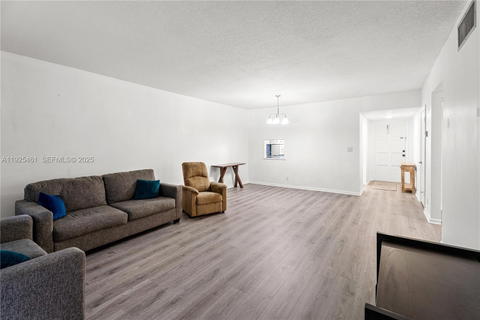 Real estate property located at 6751 Cypress Rd #207, Broward, Plantation Terrace Condo, Plantation, FL