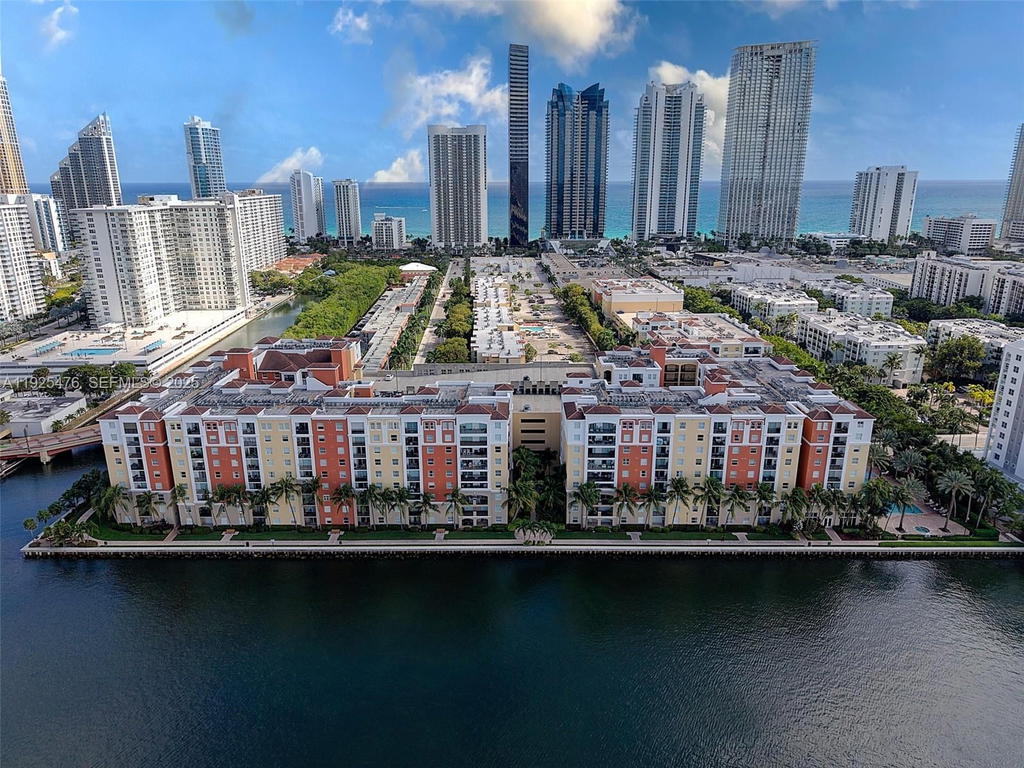 Real estate property located at 17150 Bay Rd #2706, Miami-dade, Porto Bellagio Condo, Sunny Isles Beach, FL