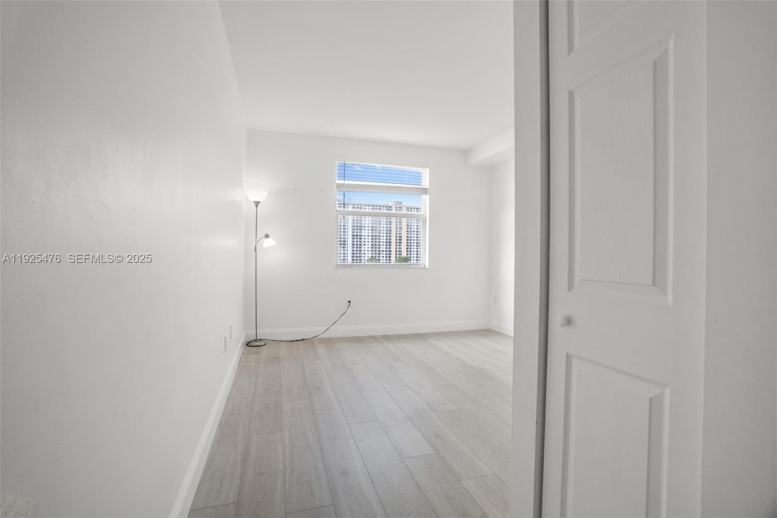 Real estate property located at 17150 Bay Rd #2706, Miami-dade, Porto Bellagio Condo, Sunny Isles Beach, FL