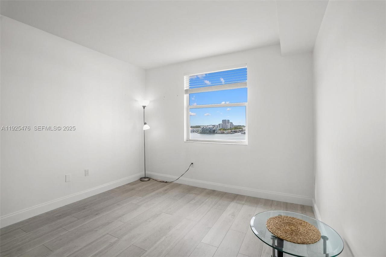 Real estate property located at 17150 Bay Rd #2706, Miami-dade, Porto Bellagio Condo, Sunny Isles Beach, FL