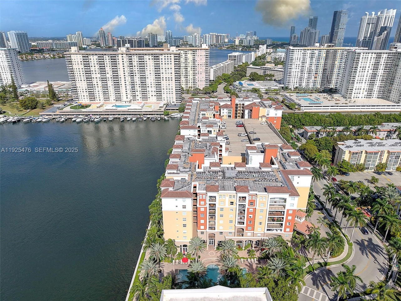 Real estate property located at 17150 Bay Rd #2706, Miami-dade, Porto Bellagio Condo, Sunny Isles Beach, FL