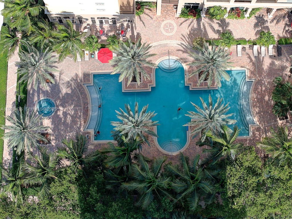 Real estate property located at 17150 Bay Rd #2706, Miami-dade, Porto Bellagio Condo, Sunny Isles Beach, FL
