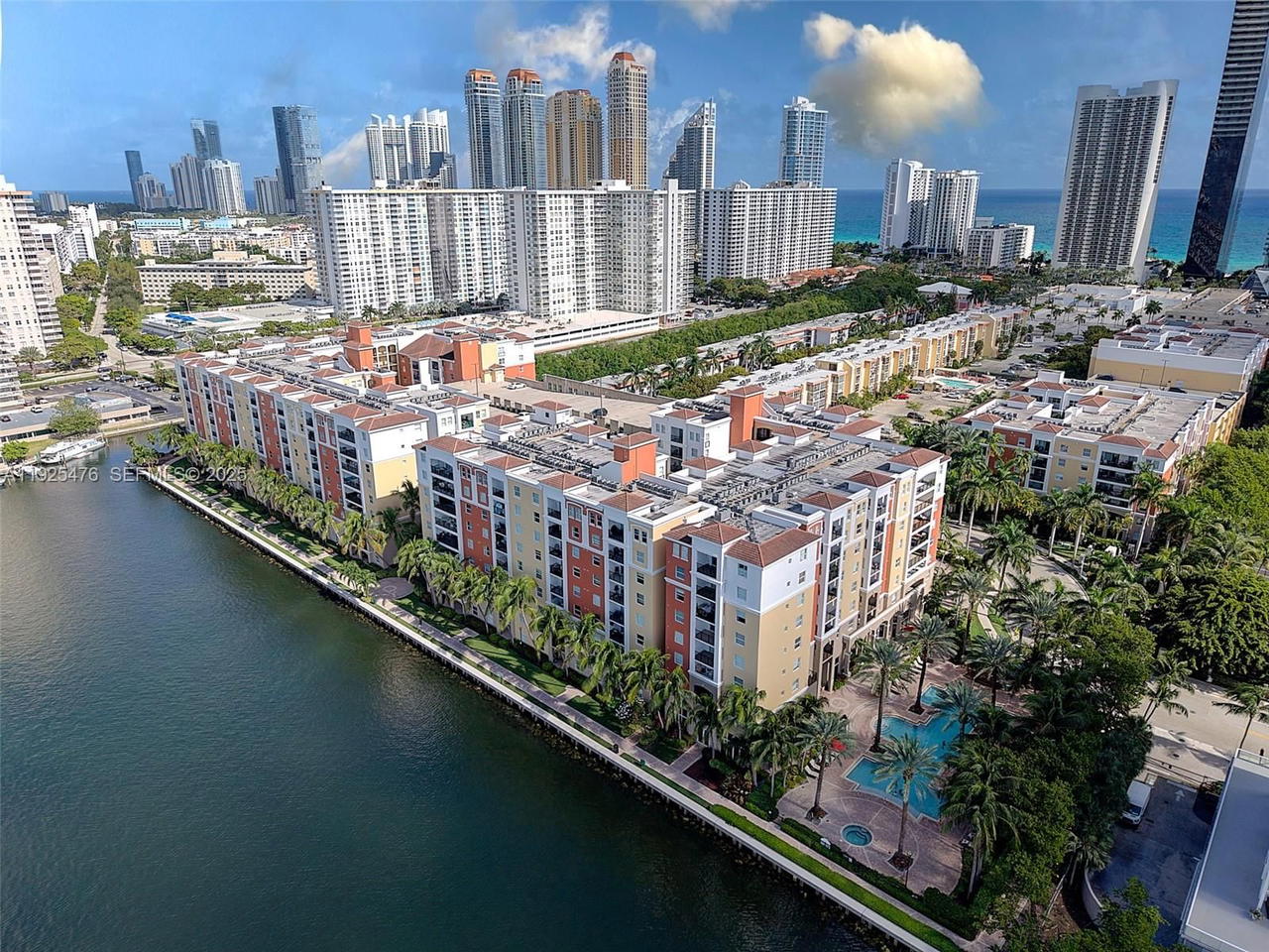 Real estate property located at 17150 Bay Rd #2706, Miami-dade, Porto Bellagio Condo, Sunny Isles Beach, FL