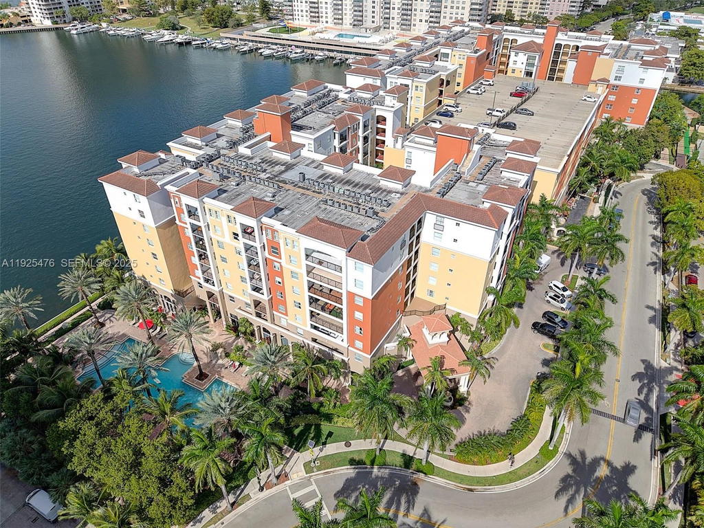 Real estate property located at 17150 Bay Rd #2706, Miami-dade, Porto Bellagio Condo, Sunny Isles Beach, FL