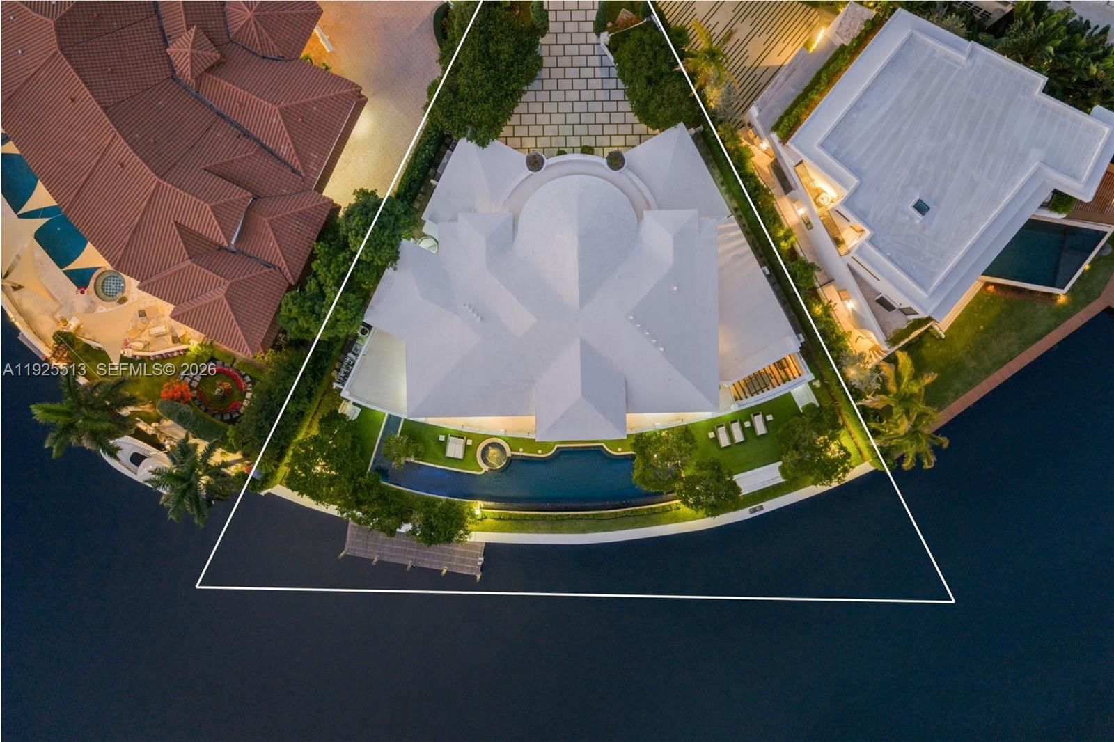 Real estate property located at 142 Island Dr, Miami-dade, Golden Beach Sec D, Golden Beach, FL