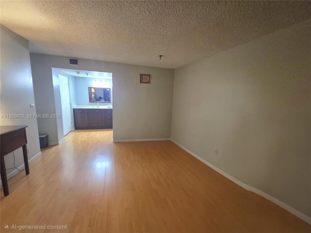 Real estate property located at 661 195th St #309, Miami-dade, Coco Wood Condo, Miami, FL