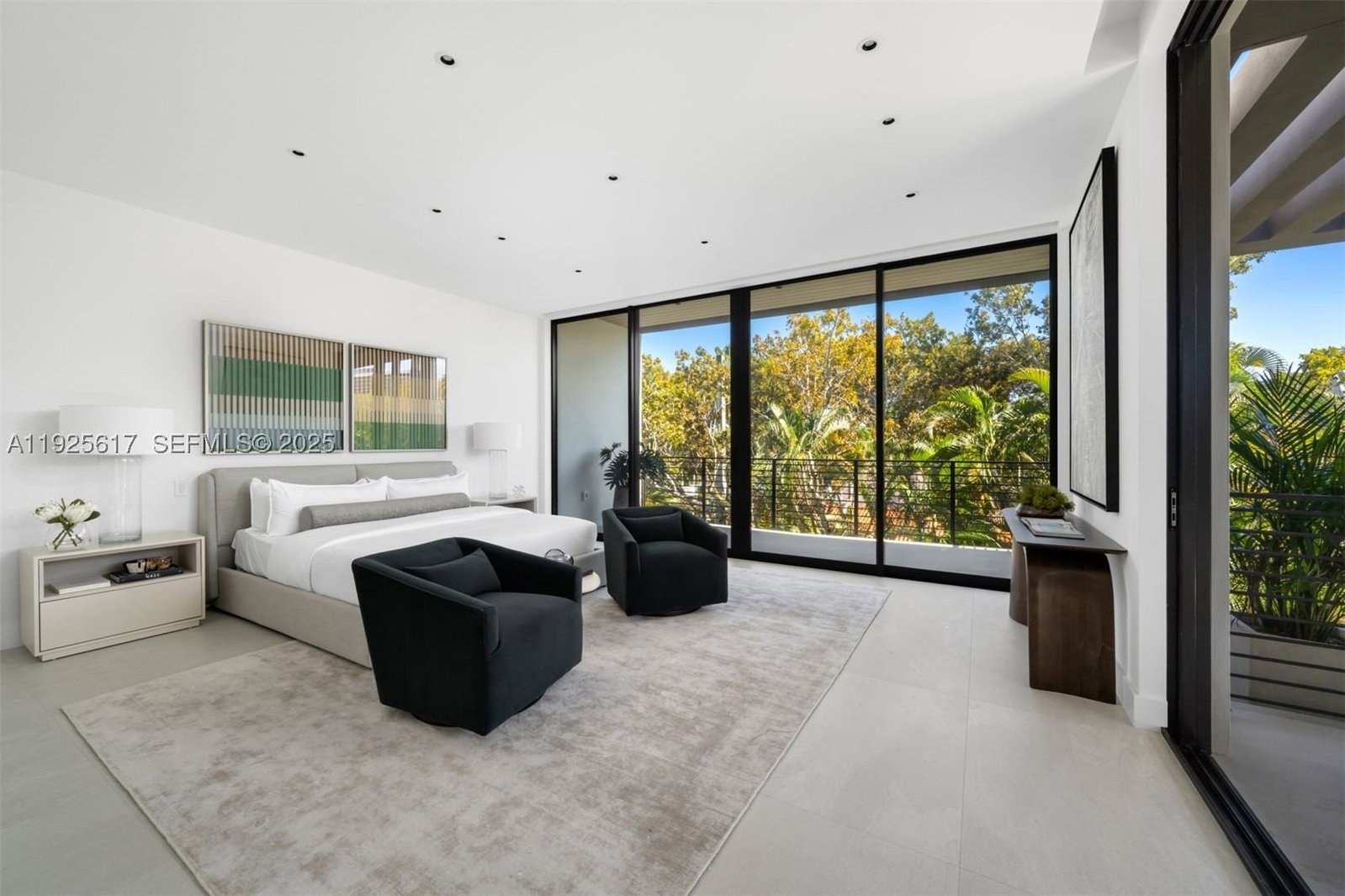 Real estate property located at 3551 Crystal Ct, Miami-dade, Crystal Bluff Addn To Sil, Miami, FL