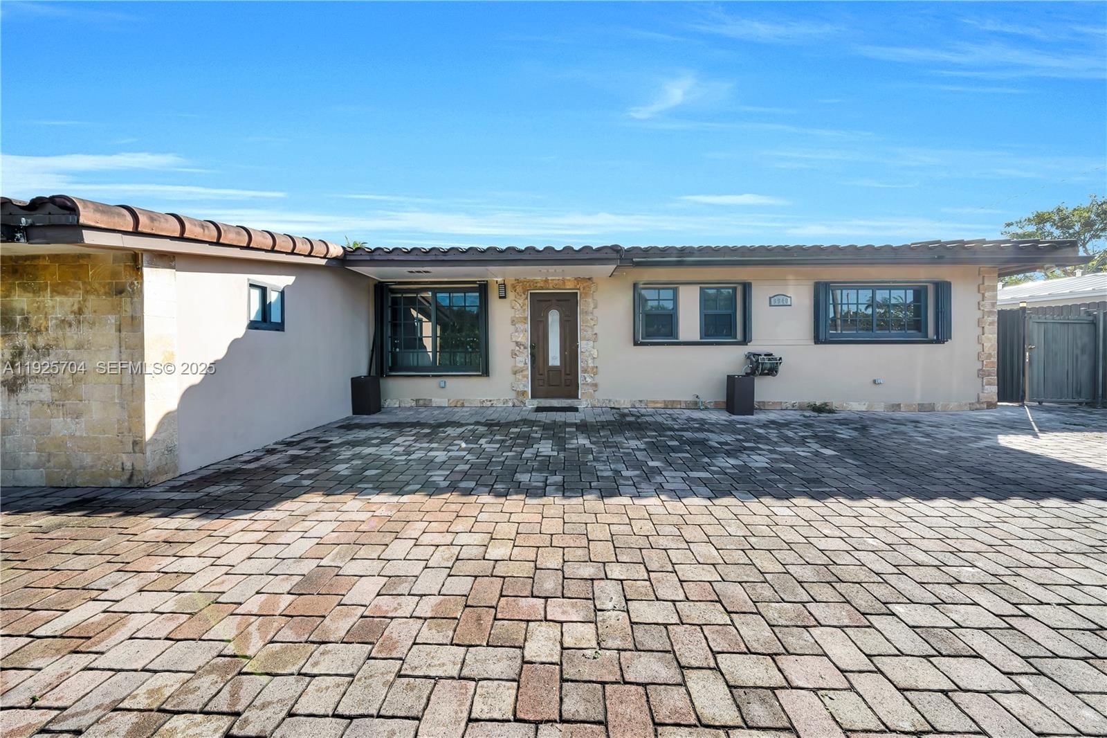 Real estate property located at 9940 72nd St, Miami-dade, Heftler Homes Sunset Park, Miami, FL