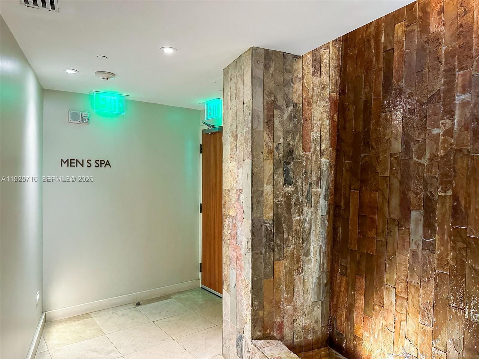 Real estate property located at 6899 Collins Ave #1801, Miami-dade, North Carillon Beach, Miami Beach, FL