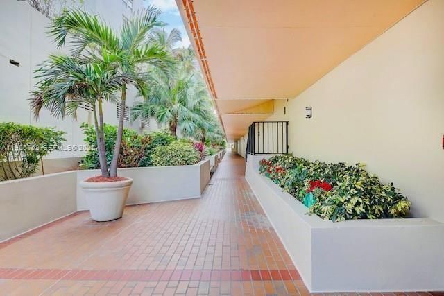 Real estate property located at 1621 Collins Ave #906, Miami-dade, The Georgian #906 Condo, Miami Beach, FL