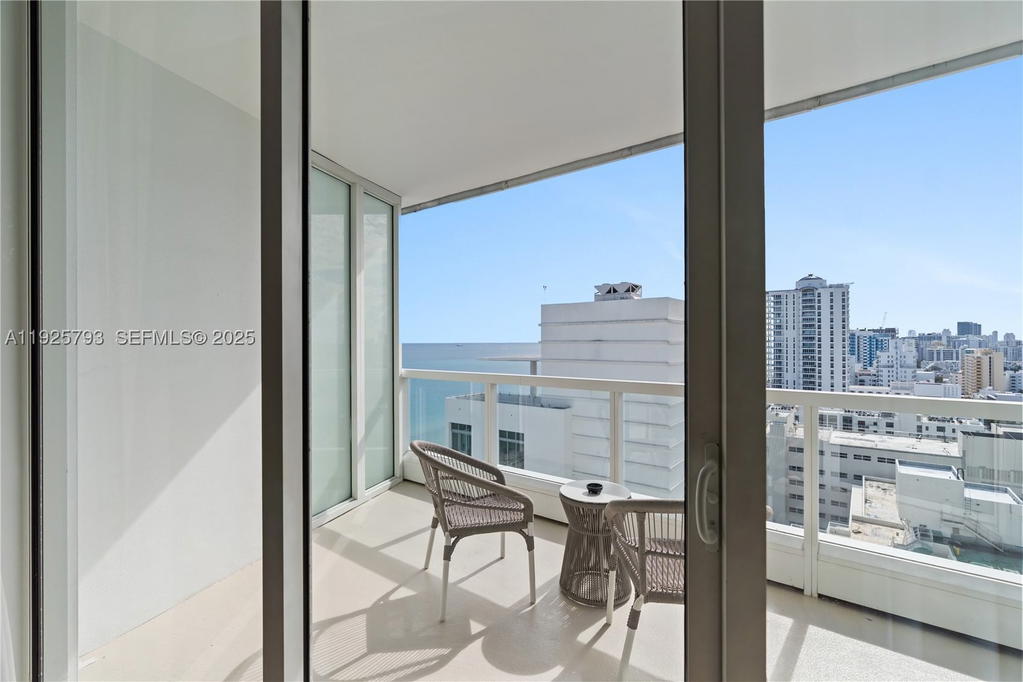 Real estate property located at 4391 Collins Ave #1814, Miami-dade, Fontainebleau Iii Ocean C, Miami Beach, FL