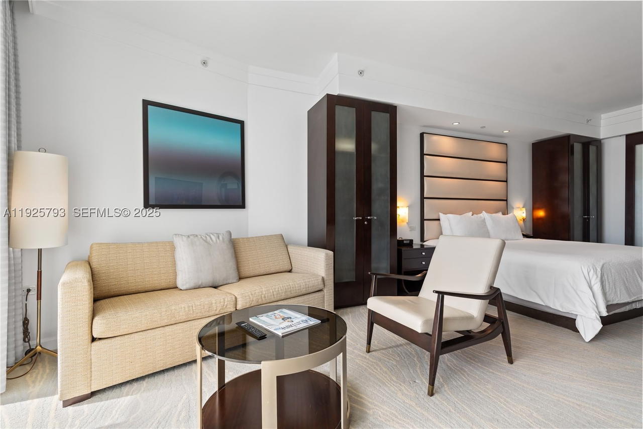 Real estate property located at 4391 Collins Ave #1814, Miami-dade, Fontainebleau Iii Ocean C, Miami Beach, FL