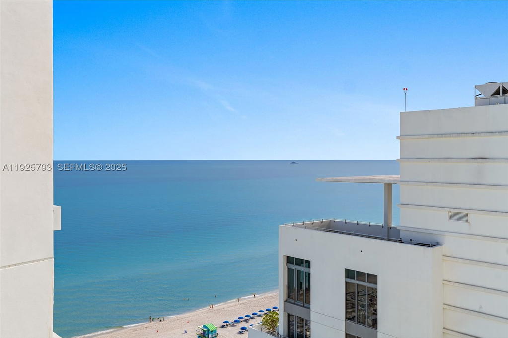 Real estate property located at 4391 Collins Ave #1814, Miami-dade, Fontainebleau Iii Ocean C, Miami Beach, FL