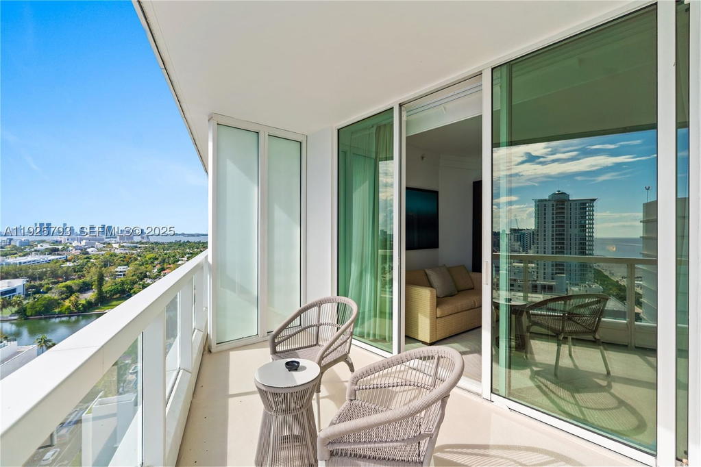 Real estate property located at 4391 Collins Ave #1814, Miami-dade, Fontainebleau Iii Ocean C, Miami Beach, FL