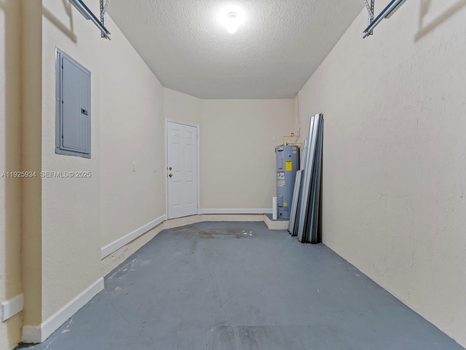 Real estate property located at 2512 15th Ct, Miami-dade, Keys Garden, Homestead, FL