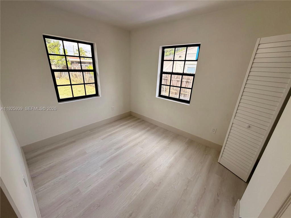 Real estate property located at 3527 17th St, Miami-dade, Grapeland Heights Sec 2, Miami, FL