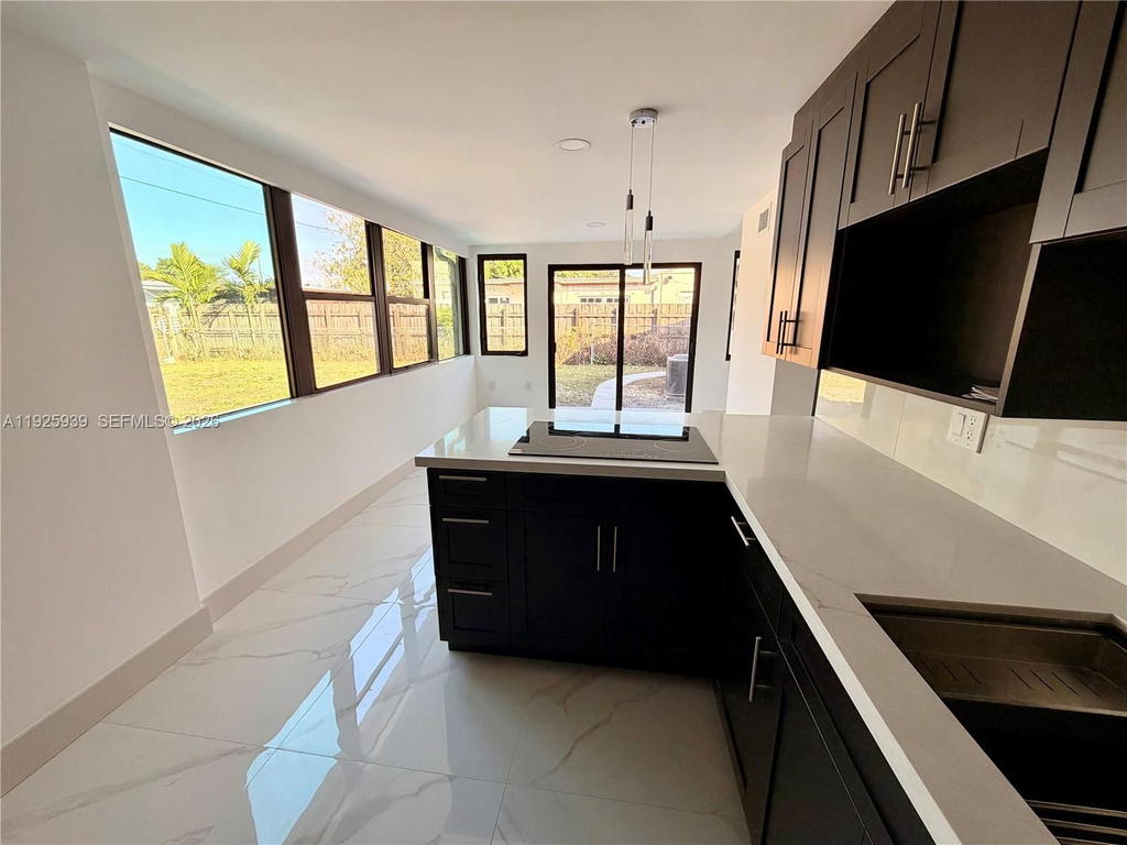 Real estate property located at 3527 17th St, Miami-dade, Grapeland Heights Sec 2, Miami, FL