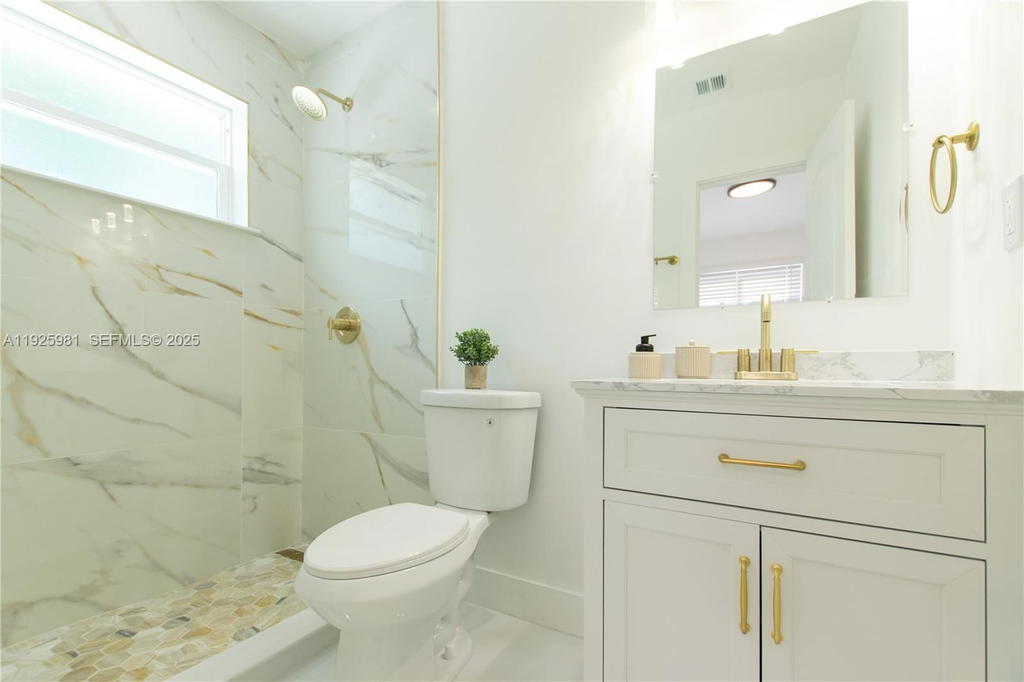 Real estate property located at 6210 Kimberly Blvd, Broward, Kimberly Village Sec One, North Lauderdale, FL