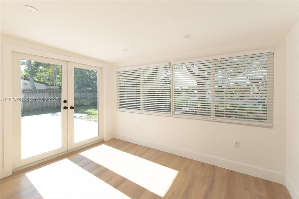 Real estate property located at 6210 Kimberly Blvd, Broward, Kimberly Village Sec One, North Lauderdale, FL
