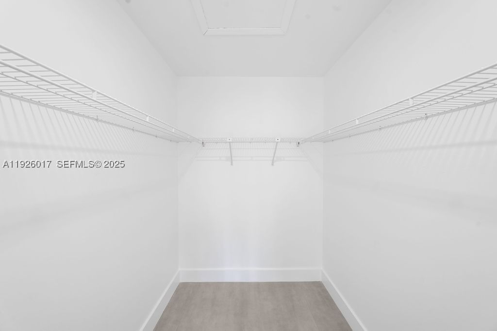 Real estate property located at 13338 113th Pl, Miami-dade, Edgewater Park, Miami, FL