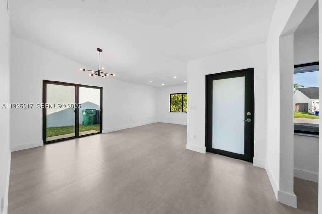 Real estate property located at 13338 113th Pl, Miami-dade, Edgewater Park, Miami, FL