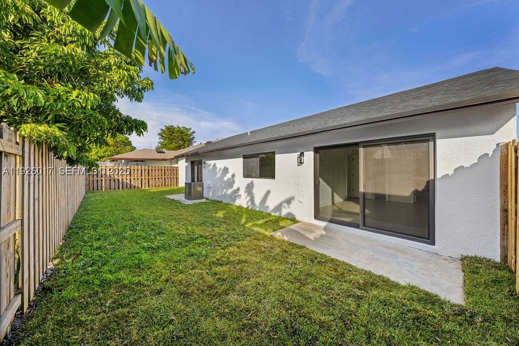 Real estate property located at 13338 113th Pl, Miami-dade, Edgewater Park, Miami, FL
