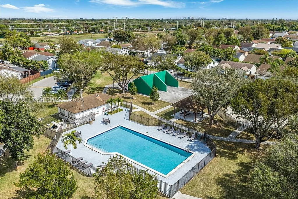 Real estate property located at 13338 113th Pl, Miami-dade, Edgewater Park, Miami, FL