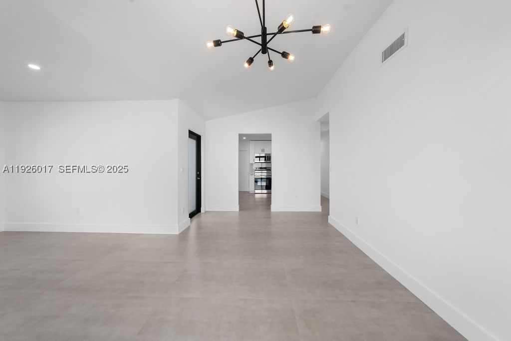 Real estate property located at 13338 113th Pl, Miami-dade, Edgewater Park, Miami, FL