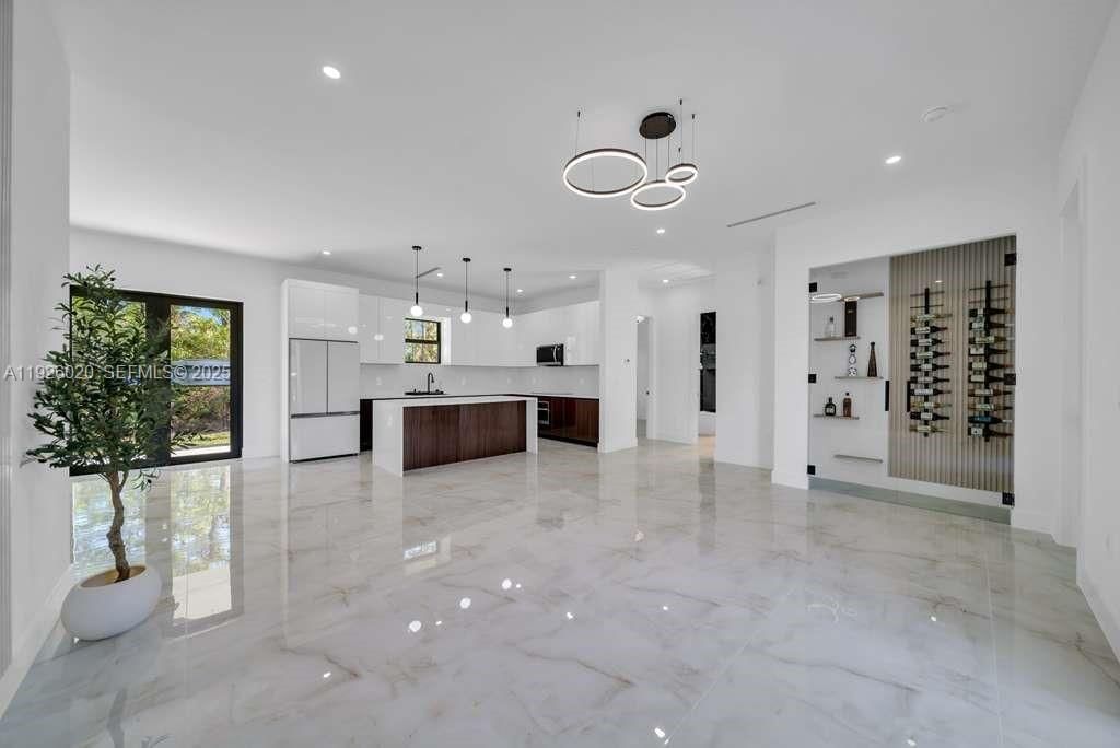Real estate property located at 323 LONG AVE S, Lee, Lehigh Acres, Lehigh Acres, FL