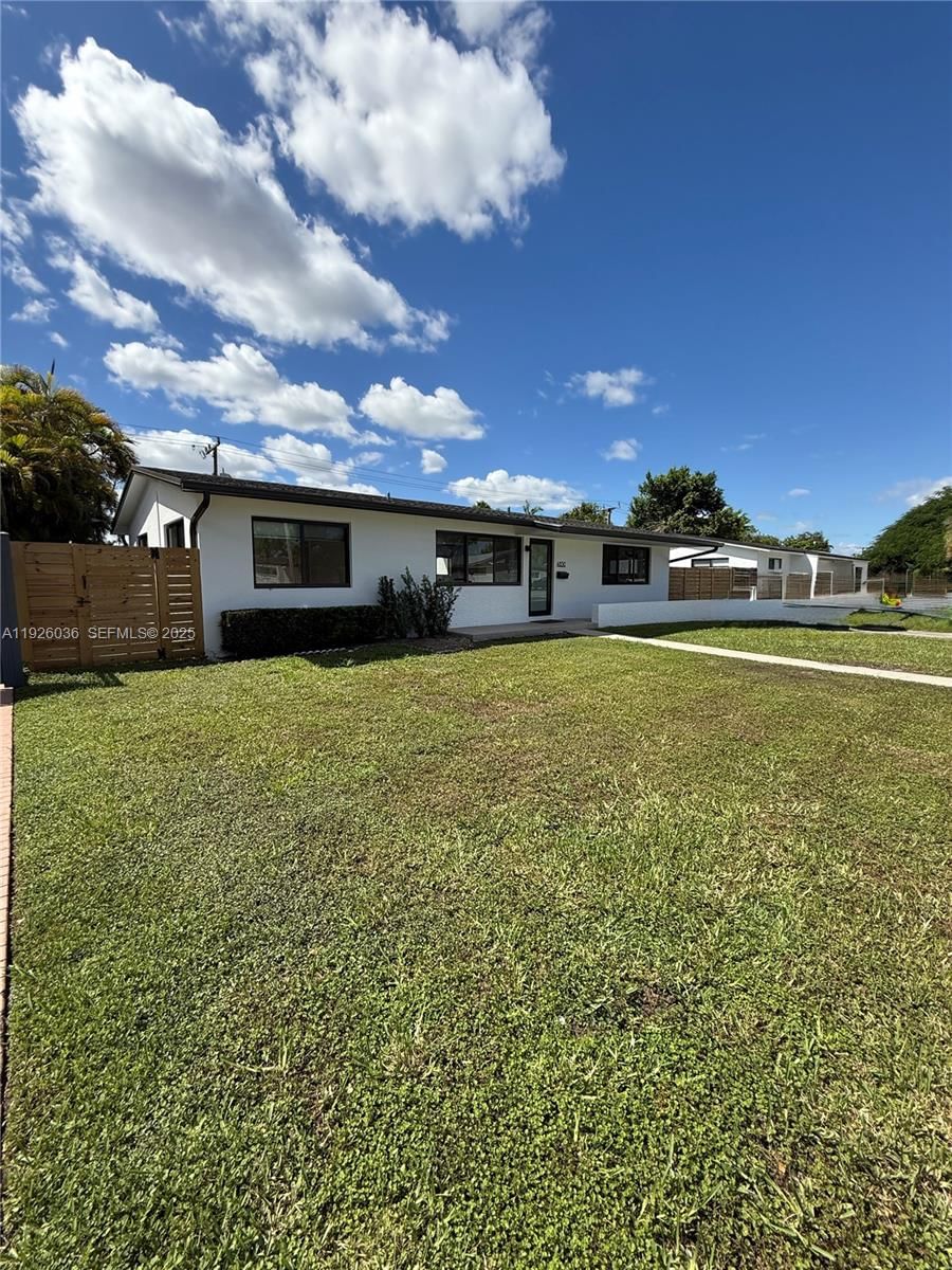 Real estate property located at 4850 93rd Ct, Miami-dade, Miller Heights Sec 6, Miami, FL