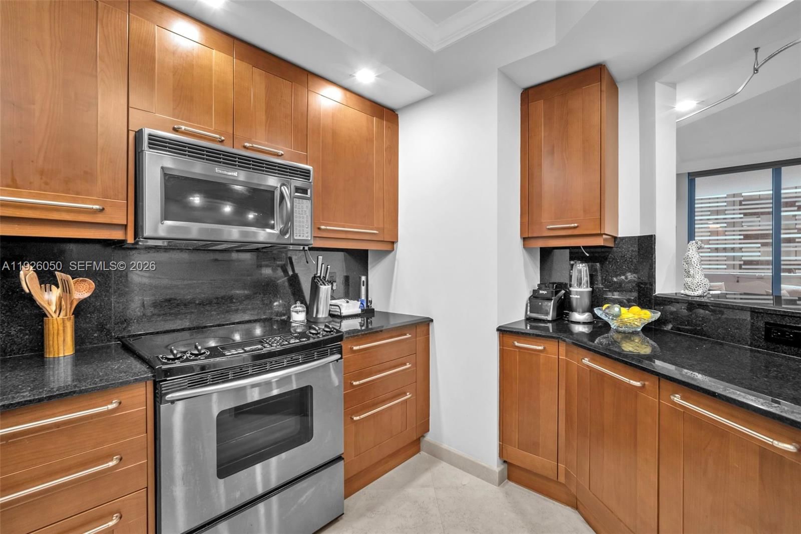 Real estate property located at 333 Las Olas Way #405, Broward, Las Olas River House Cond, Fort Lauderdale, FL