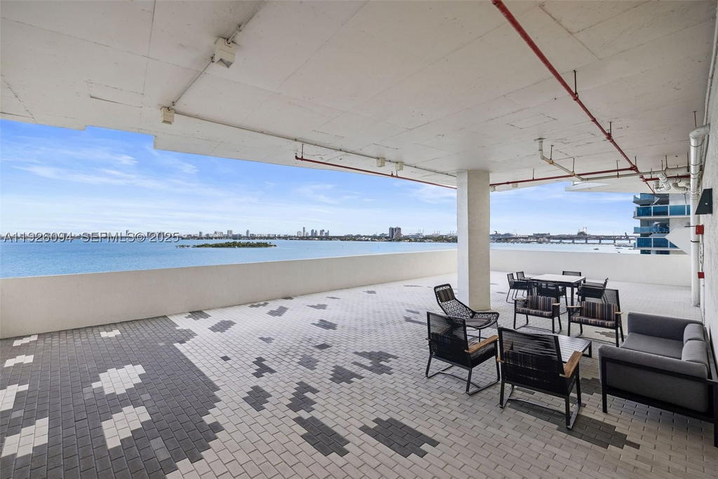Real estate property located at 665 25th St #1801, Miami-dade, Onyx On The Bay Condo, Miami, FL