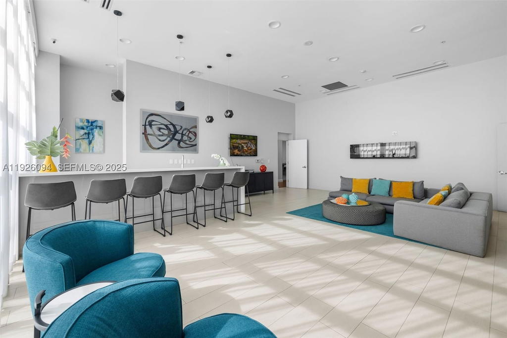 Real estate property located at 665 25th St #1801, Miami-dade, Onyx On The Bay Condo, Miami, FL