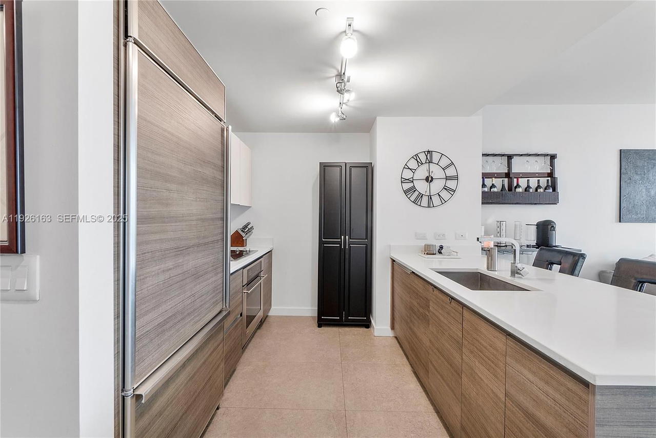 Real estate property located at 1100 Miami Ave #2302, Miami-dade, 1100 Millecento Residence, Miami, FL