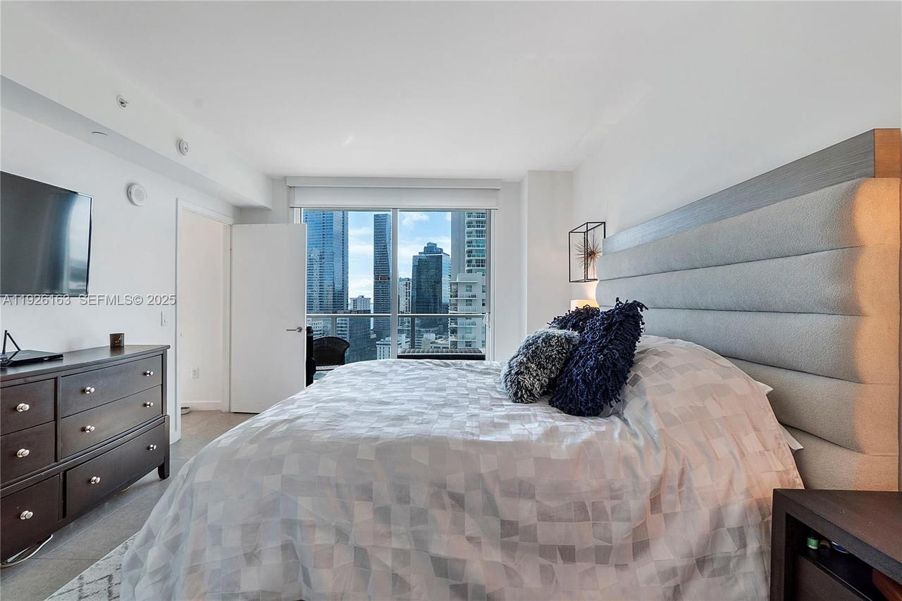 Real estate property located at 1100 Miami Ave #2302, Miami-dade, 1100 Millecento Residence, Miami, FL
