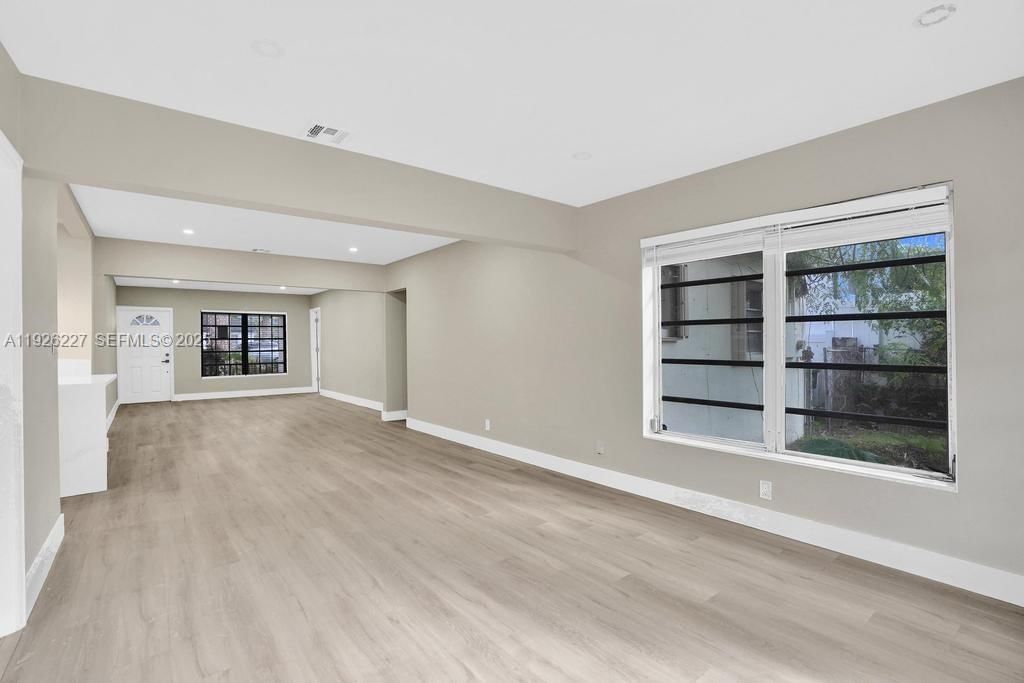 Real estate property located at 6844 12th St, Broward, Pembroke Pines No 2, Pembroke Pines, FL