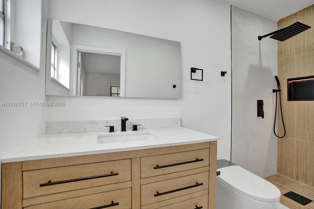 Real estate property located at 6844 12th St, Broward, Pembroke Pines No 2, Pembroke Pines, FL