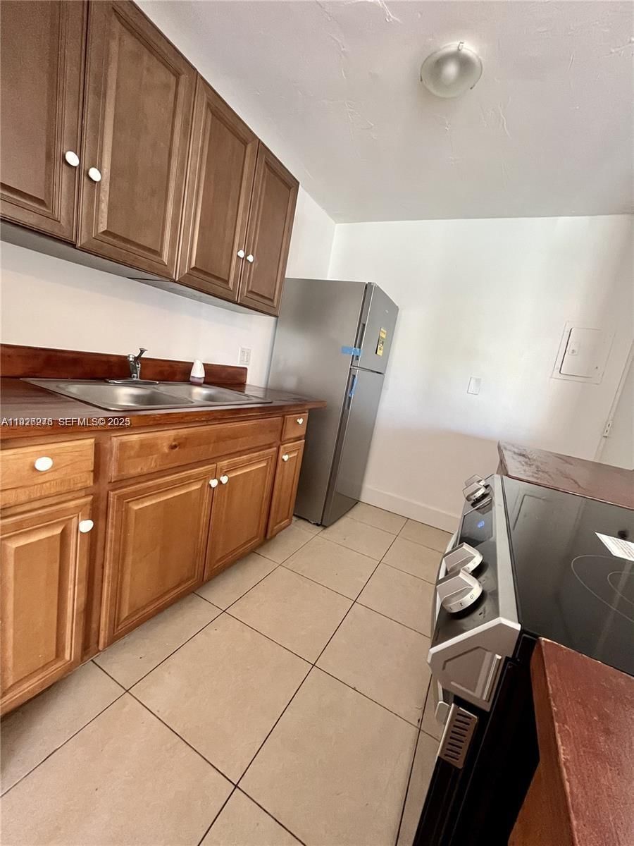 Real estate property located at 7250 94th Pl B6, Miami-dade, Sunset Palms West Condo, Miami, FL